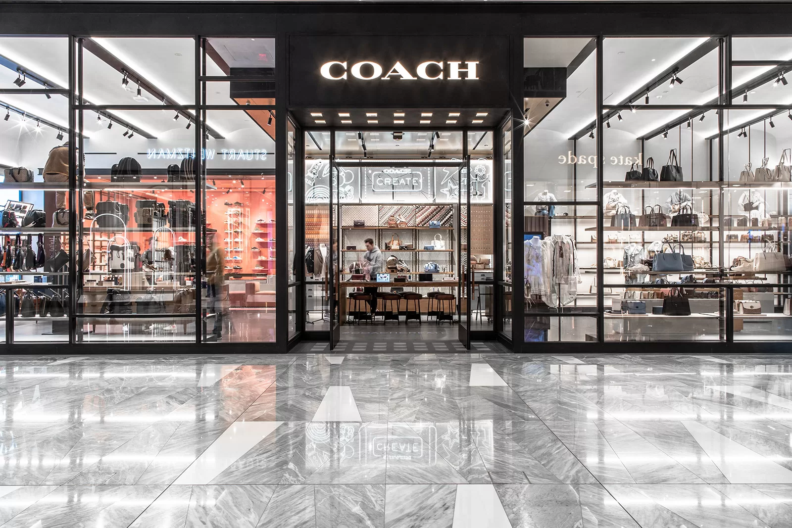 Coach Exterior 1 - Home