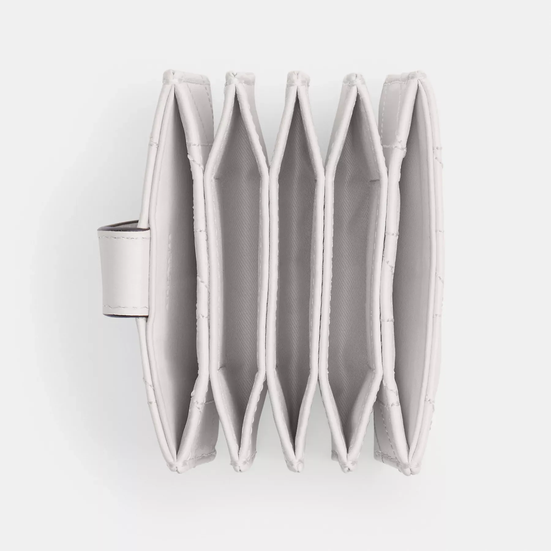 Essential Multi Card Holder With Quilting Chalk