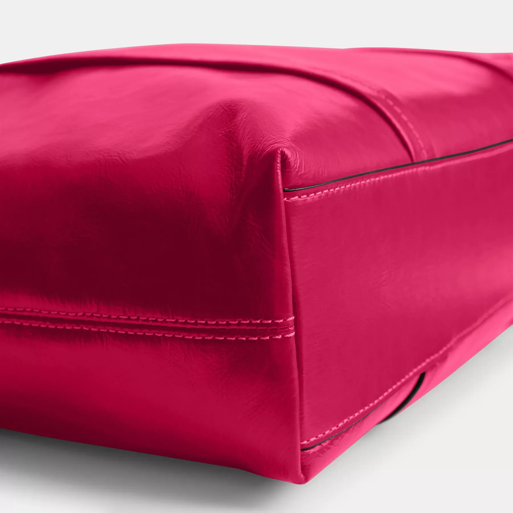 Hall Tote Bag 33 Dragonfruit Hall Tote Bag 33 Dragonfruit