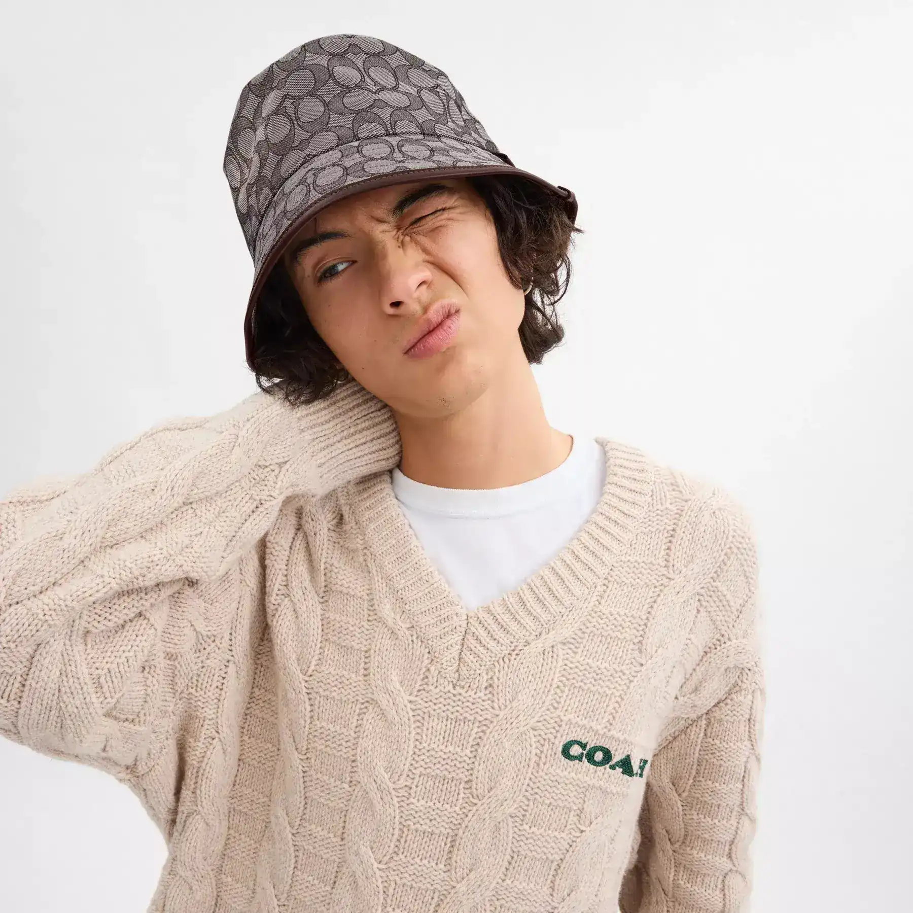 Signature Jacquard Bucket Hat Oak