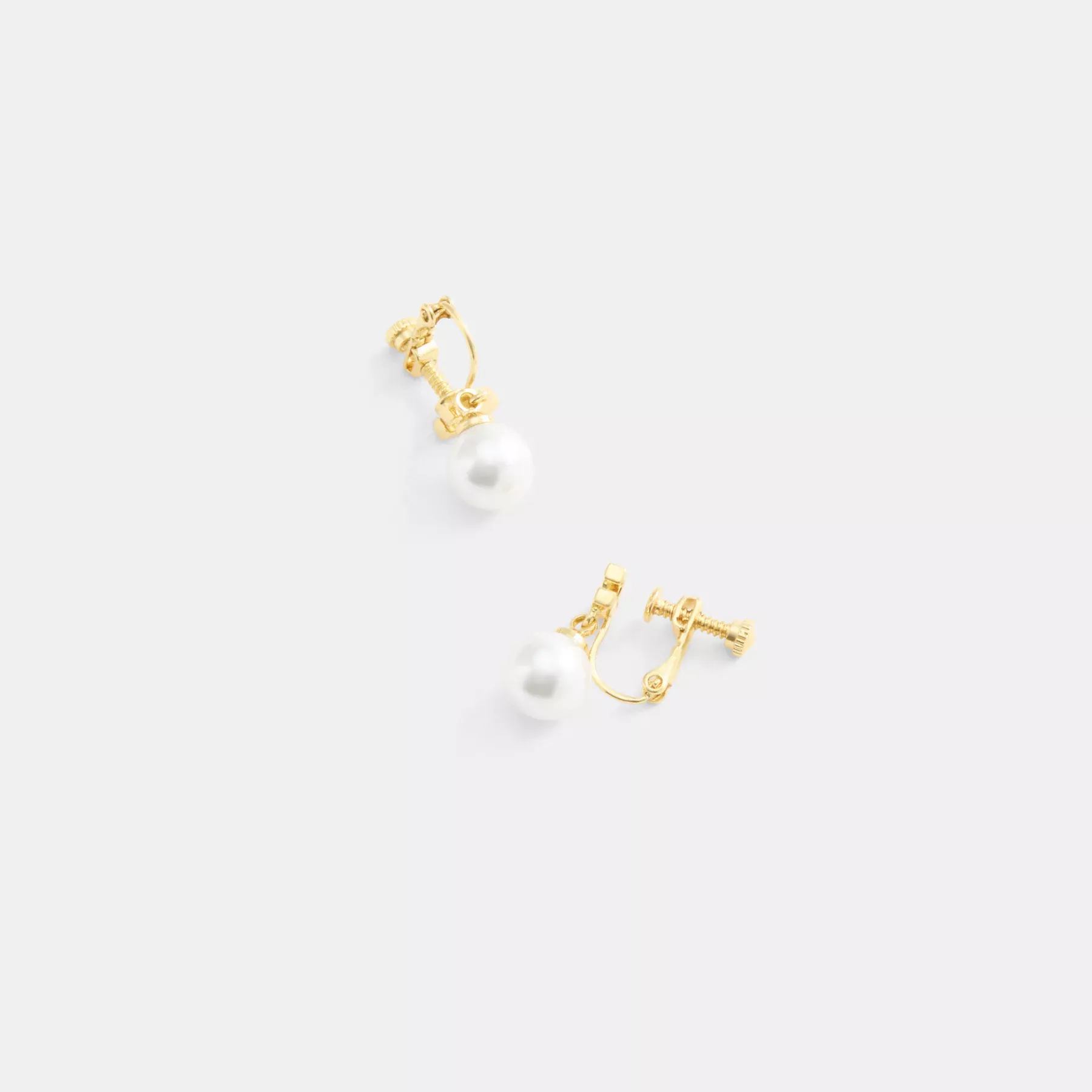 Signature Pearl Drop Clip-On Earrings Gold/Pearl