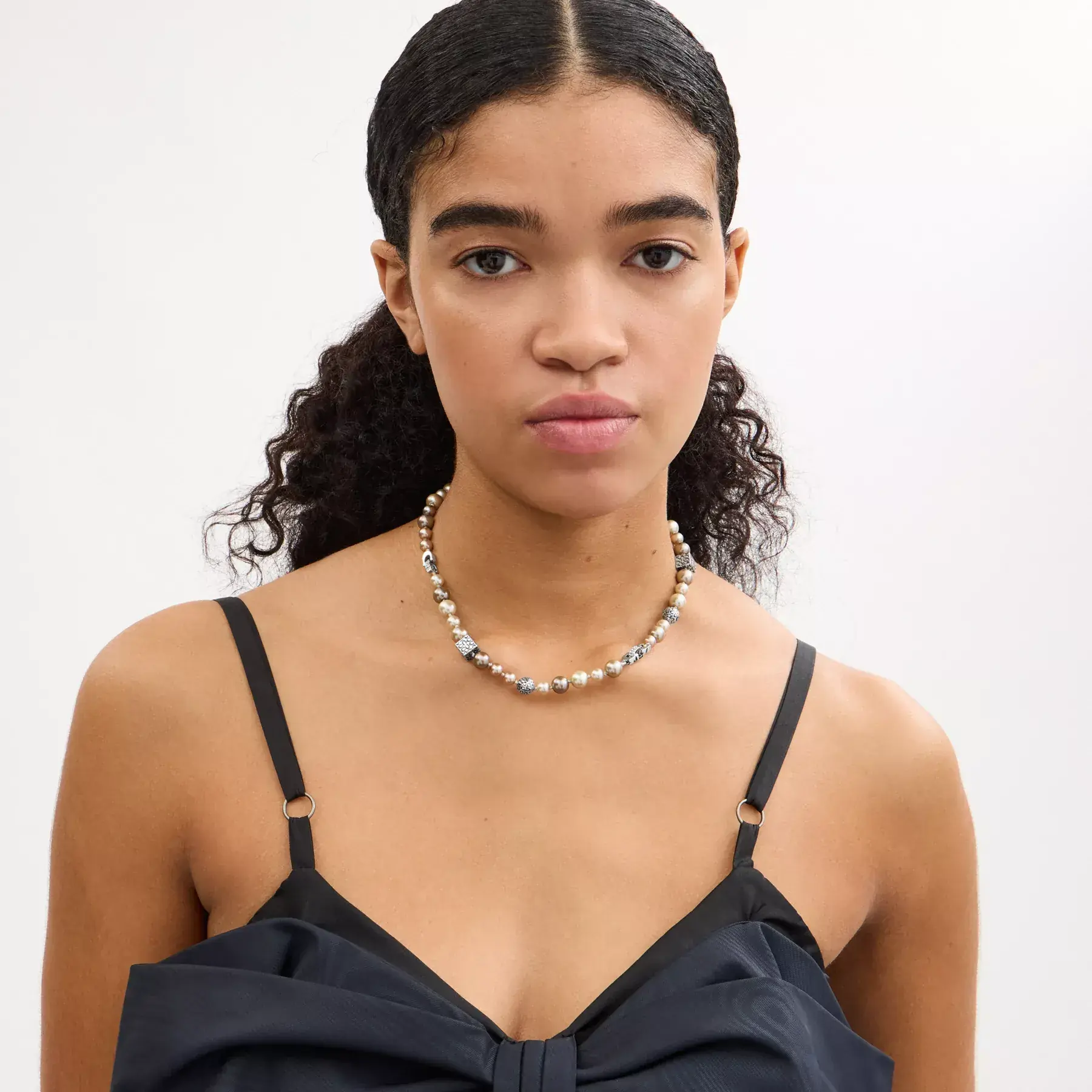 Signature Pearls And Metal Necklace Silver/Pearl Signature Pearls And Metal Necklace Silver/Pearl