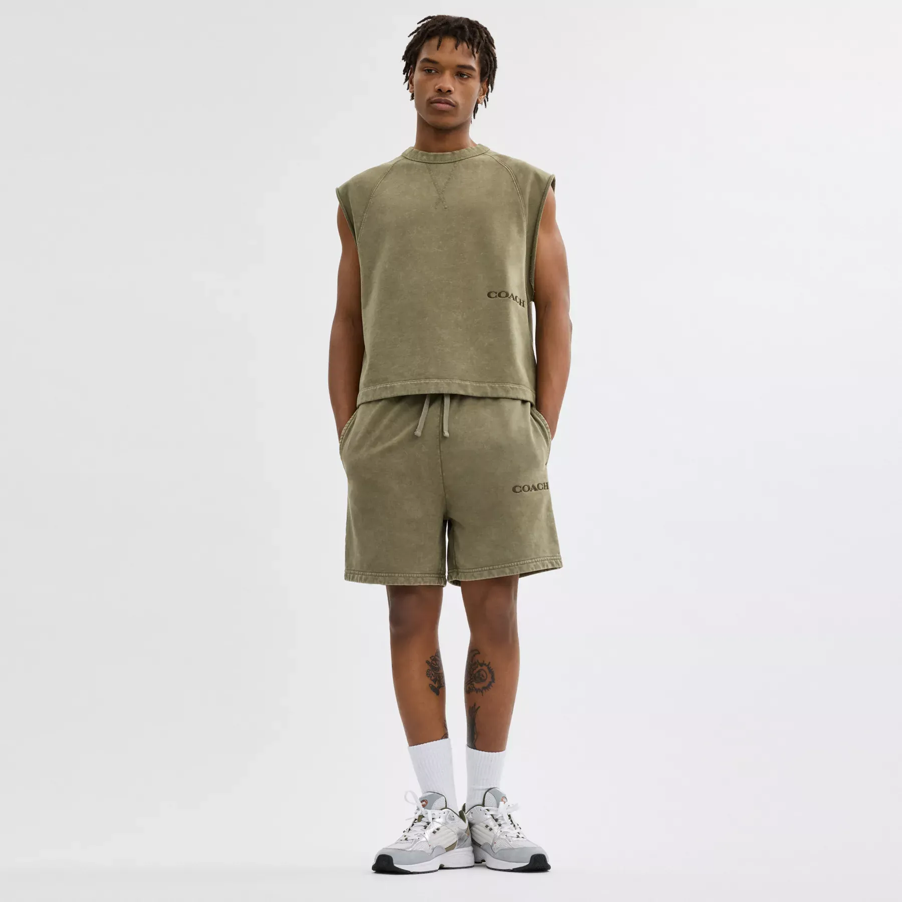 Sleeveless Garment Dye Crewneck Olive