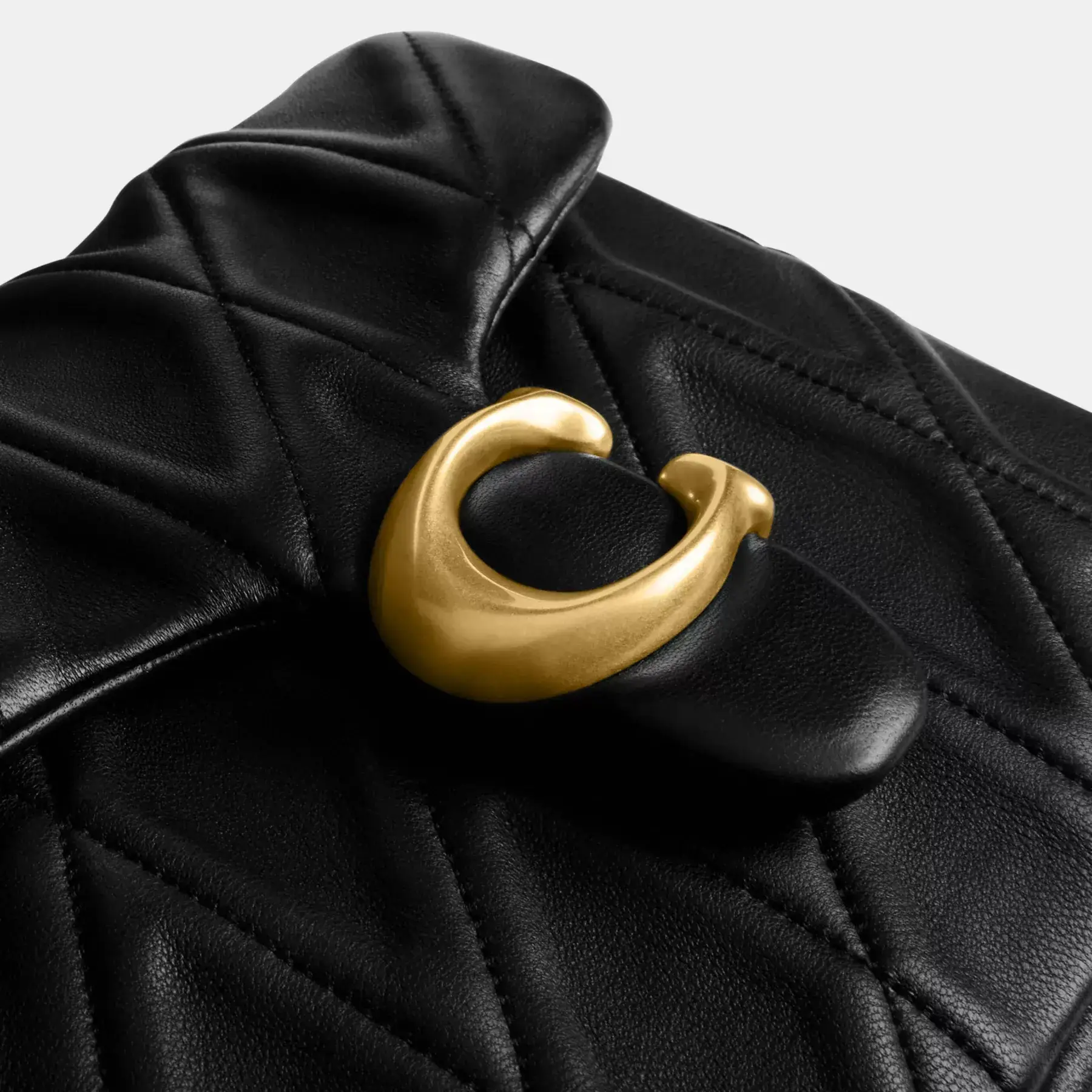 Times Square Tabby Shoulder Bag 17 With Quilting Black Times Square Tabby Shoulder Bag 17 With Quilting Black